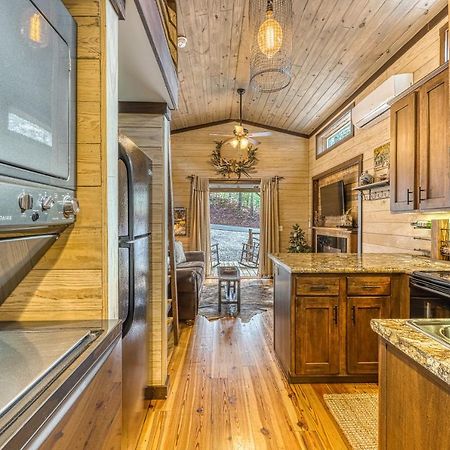 Smoky Mountain Tiny Home بيدجن فورج المظهر الخارجي الصورة
