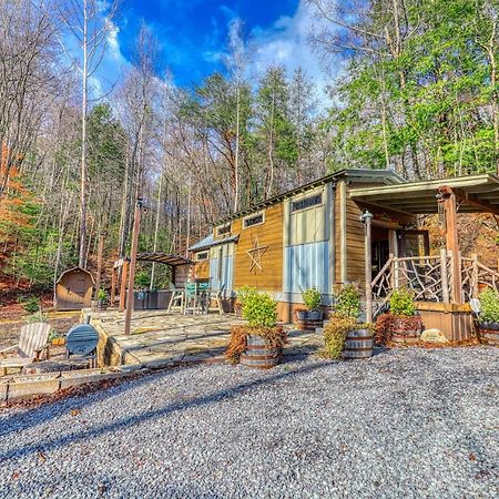 Smoky Mountain Tiny Home بيدجن فورج المظهر الخارجي الصورة