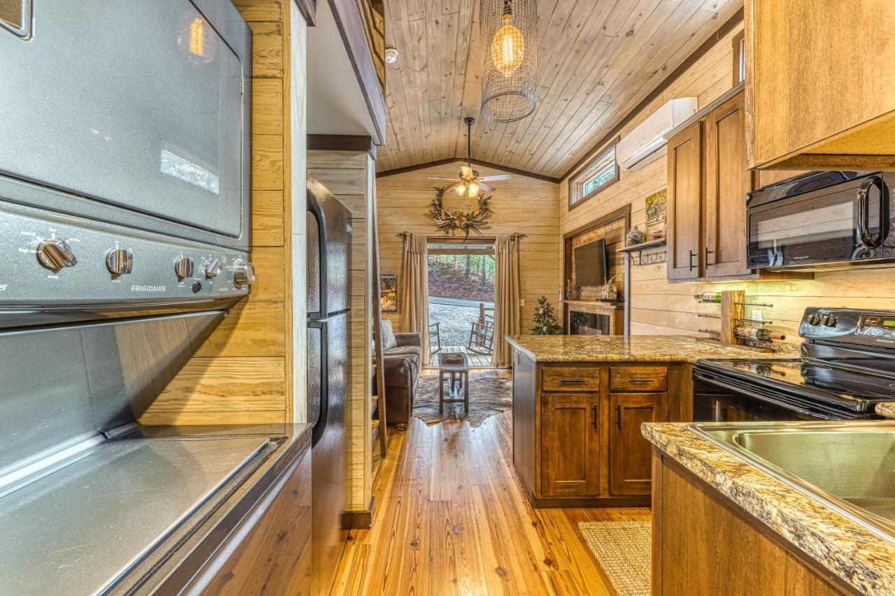Smoky Mountain Tiny Home بيدجن فورج المظهر الخارجي الصورة