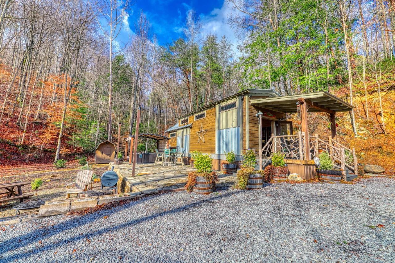 Smoky Mountain Tiny Home بيدجن فورج المظهر الخارجي الصورة