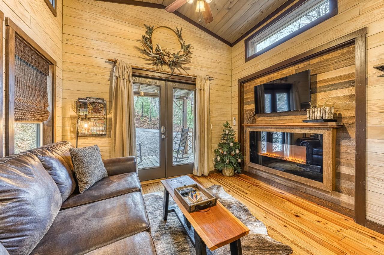 Smoky Mountain Tiny Home بيدجن فورج المظهر الخارجي الصورة